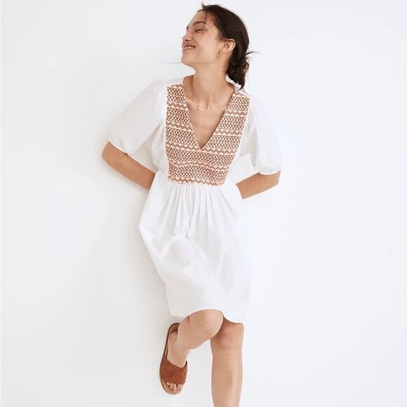 Madewell Embroidered Poplin V-Neck Mini Dress - Picture 2 of 7
